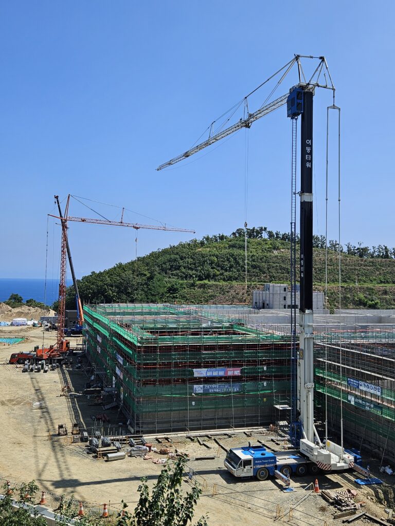 화성이동타워크레인 SK1265